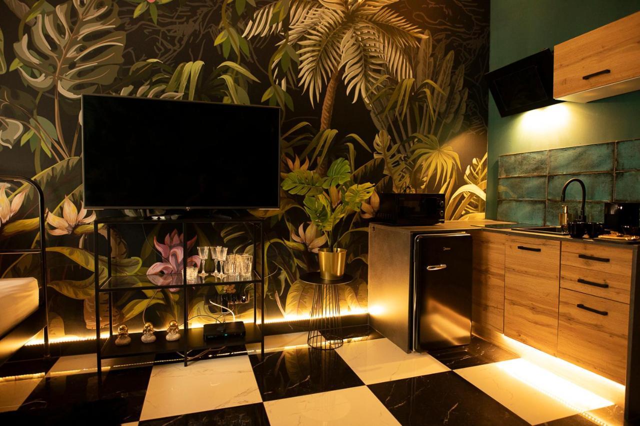 Jungle Apartments Wroclaw Exterior photo